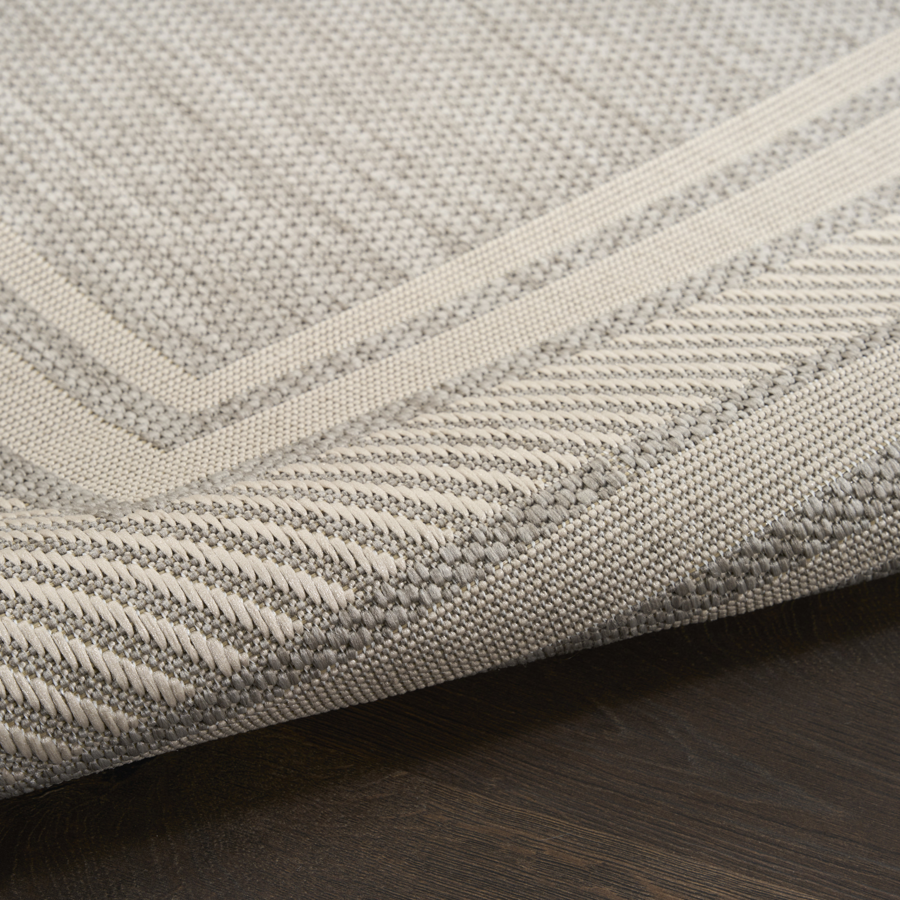 Nourison Horizon Indoor/Outdoor 6' x 9' Grey Modern Rug