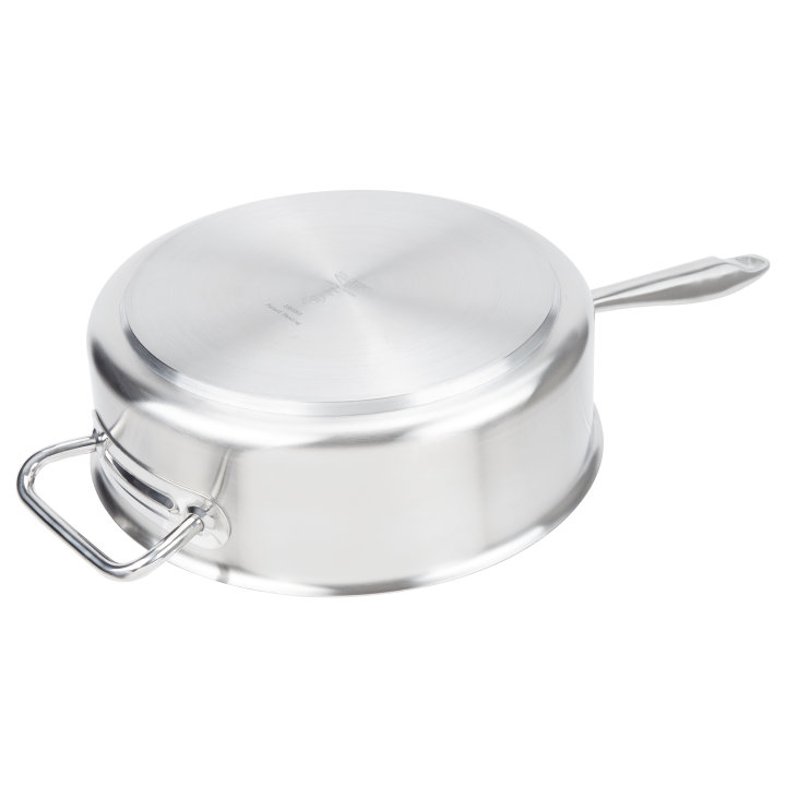 6-quart Intrigue® stainless steel sauté pan in mirror finish