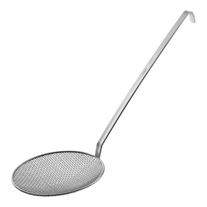 9 7/10-inch one-piece heavy-duty wire mesh skimmer with long handle
