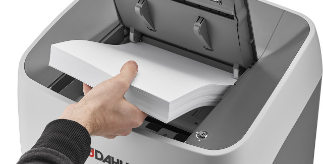 Dahle Auto-Feed Shredders Auto-feed shredders are a convenient way to shred stacks of paper quickly.