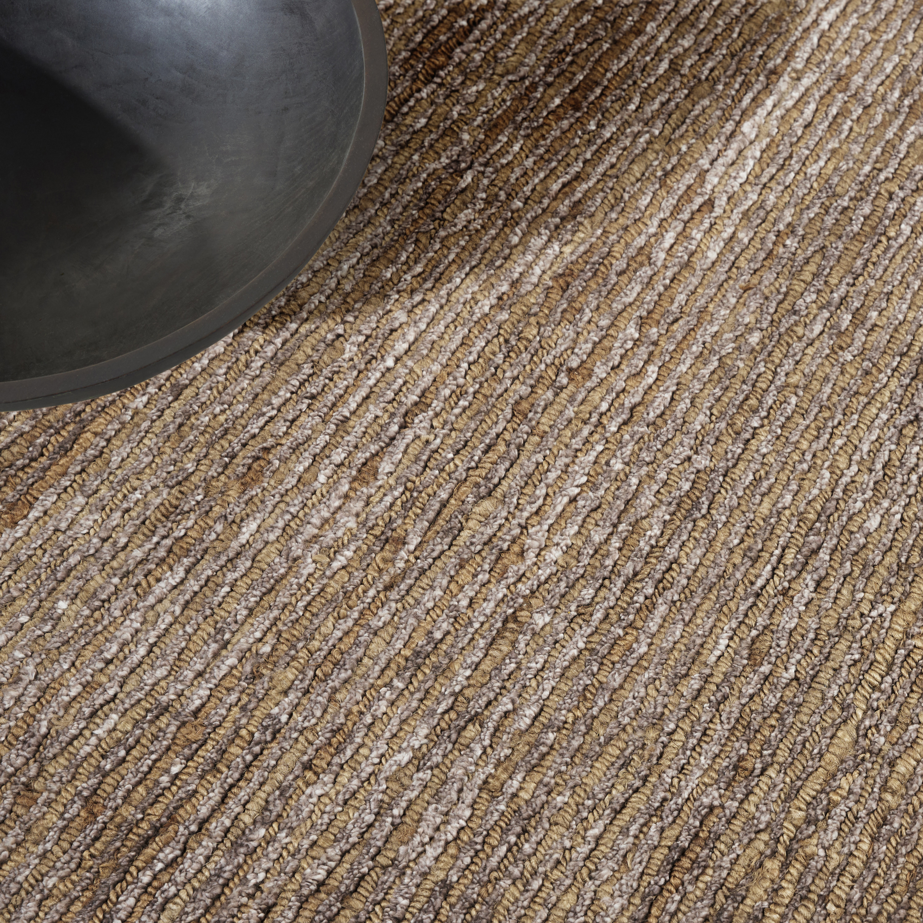Calvin Klein Mesa 4' x 6' Amber Modern Indoor Rug