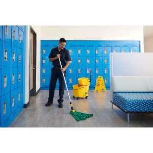 Rubbermaid Commercial, Gripper Fiberglass Wet Mop Handle, 60", Gray