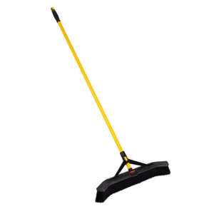 Rubbermaid Commercial, Maximizer™, Push to Center Push Broom, 24in, Polypropylene, Black