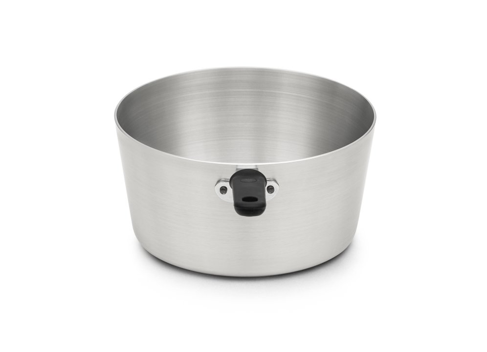 10-quart Wear-Ever® tapered aluminum saucepan with natural finish and silicone handle