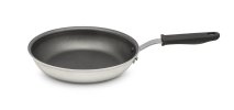 10-inch Wear-Ever® aluminum fry pan with SteelCoat x3™ nonstick coating and silicone handle