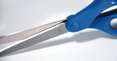 The machine ground blades are durable and rust-resistant.