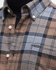 Camicia Rasay a maniche lunghe dalla vestibilità leggermente aderente 