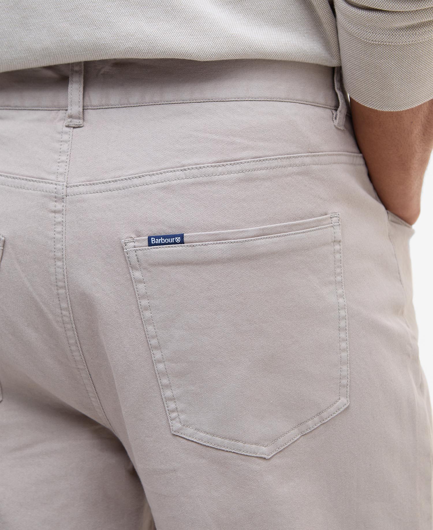 Pantaloni in tessuto stretch lavato dalla vestibilità regular image number 4