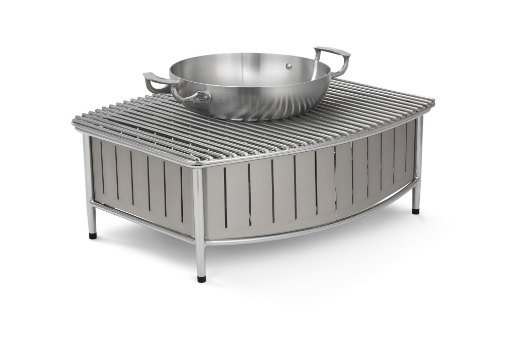Large contoured buffet station with wire grill in natural