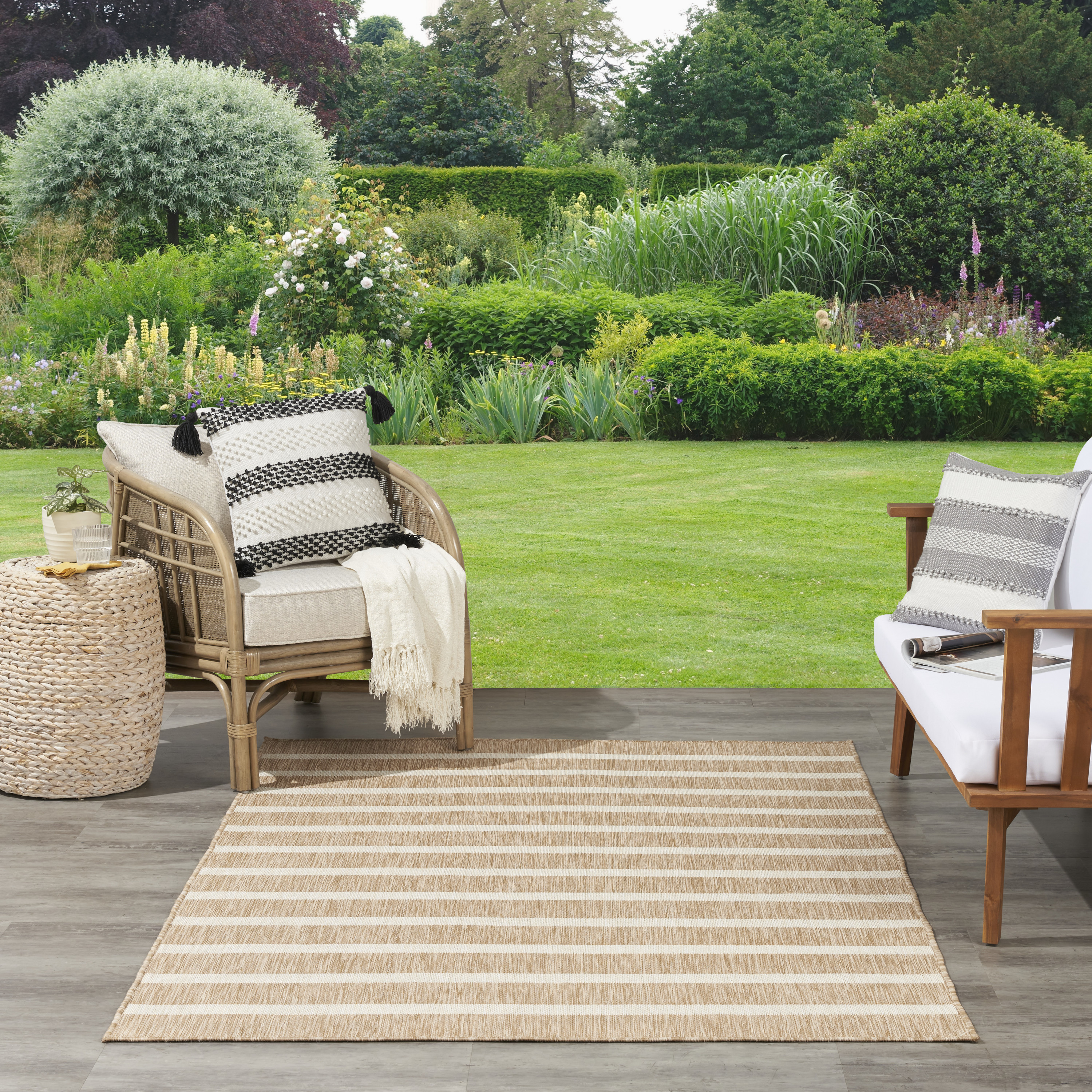 Nourison Positano 8' x 10' Beige Ivory Modern Rug