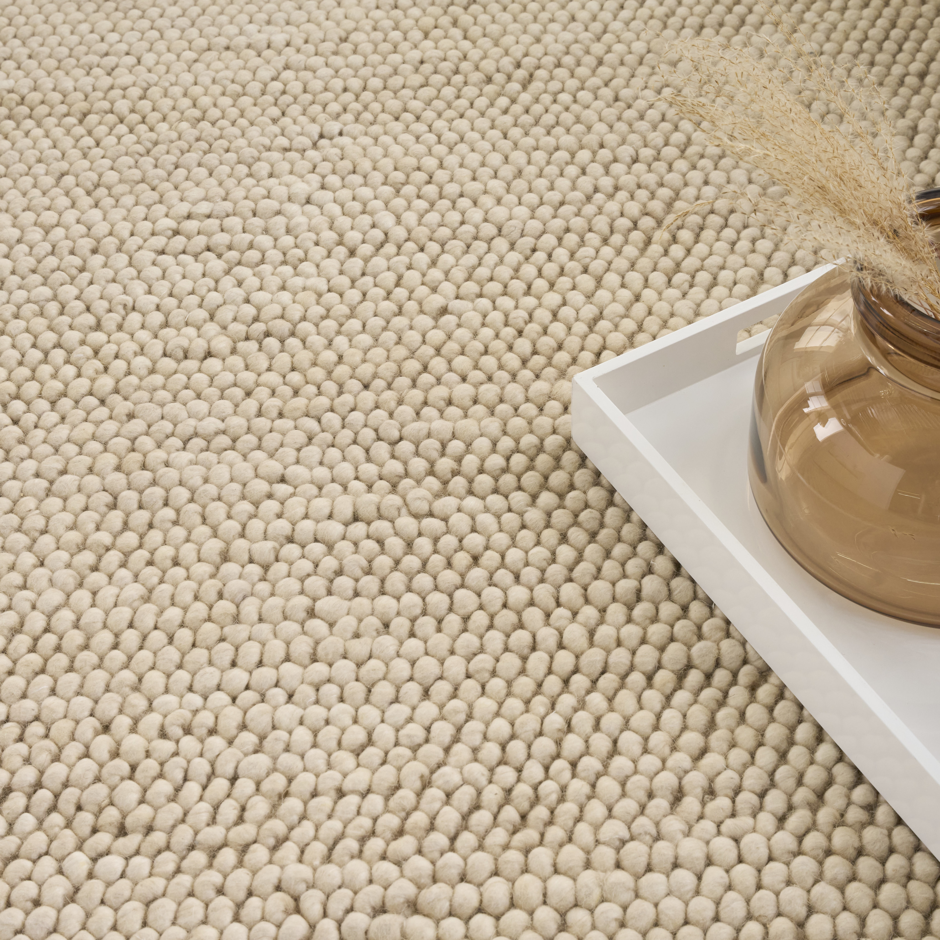 DKNY Pure Knots 5'3" x 7'3" Beige Modern Indoor Rug