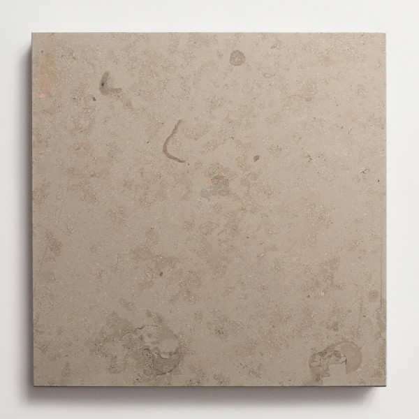 grand place | chantilly | limestone square 