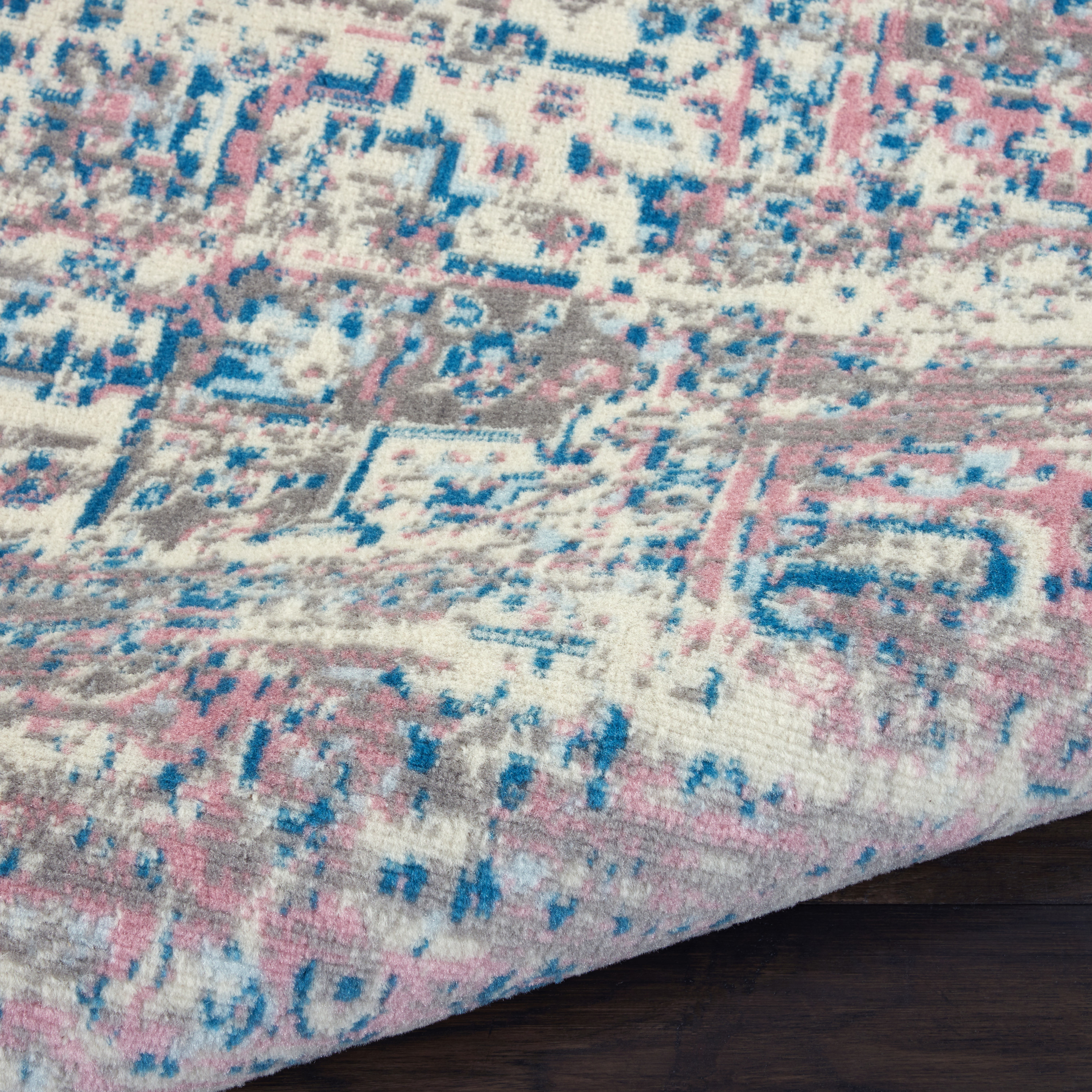 Nourison Grafix 2'3" x 10' Ivory Pink Vintage Indoor Rug
