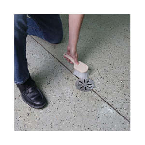 Boardwalk, 5.5in, Utility Brush w/ 3.5in Handle, Nylon Bristles, Cream