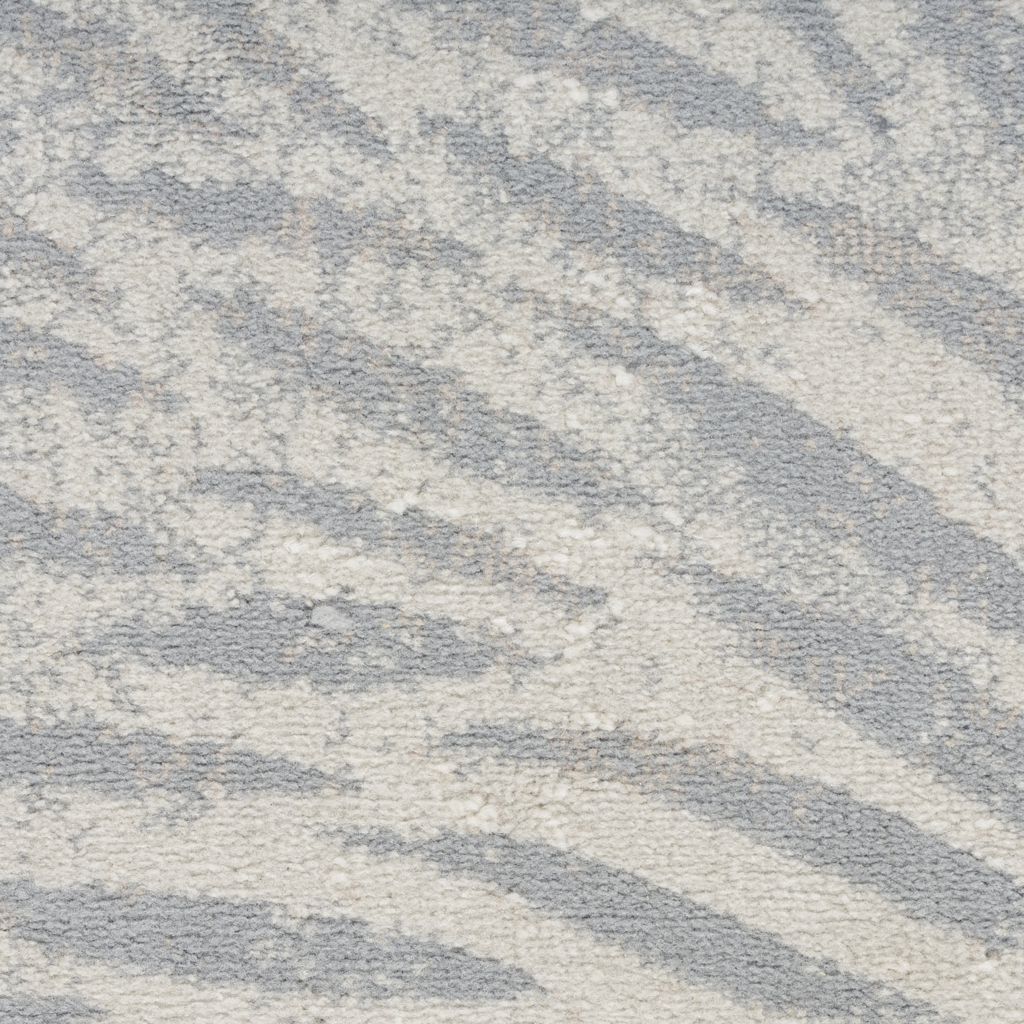 Nourison Lillian 5'3" x 7'3" Ivory Grey Modern Indoor Rug