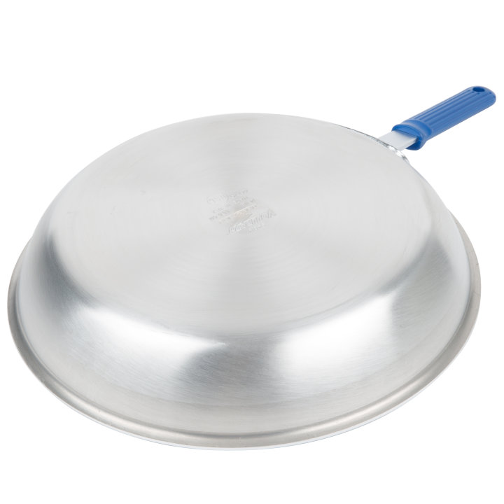 14-inch Wear-Ever® fry pan with PowerCoat2™ nonstick coating and Cool Handle® silicone handle