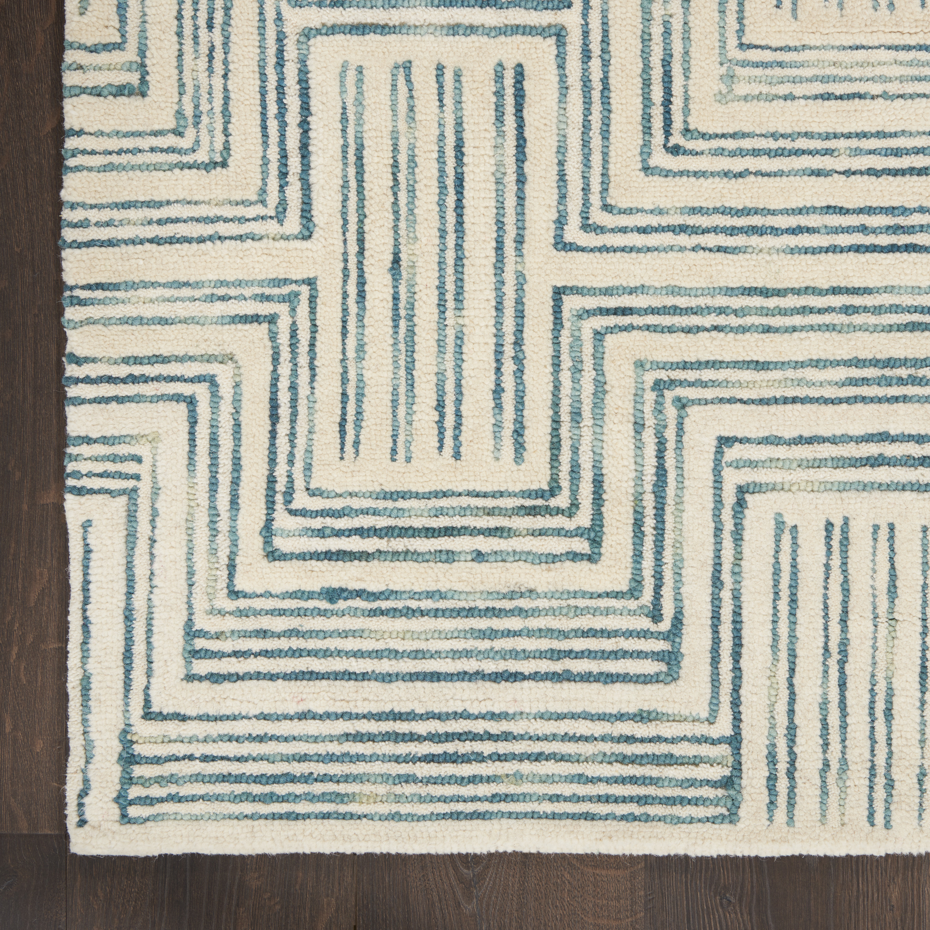 Nourison Interlock 2'3" x 7'6" Ivory/Turquoise Modern Indoor Rug