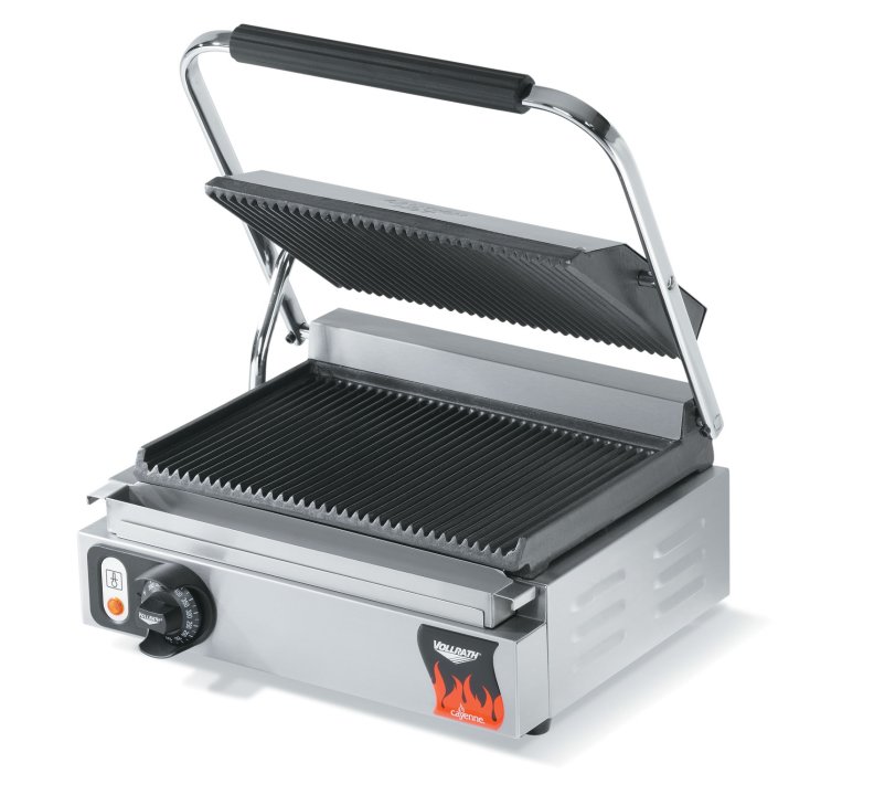 120-volt Cayenne® sandwich press with panini-style, cast-iron plates
