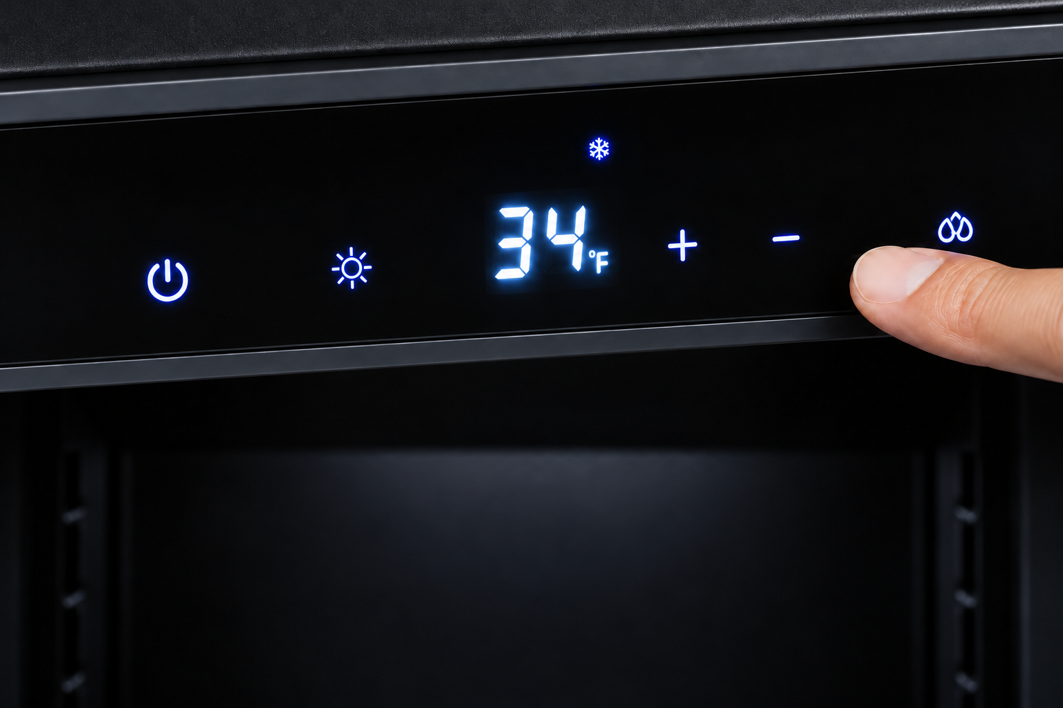34°F AT YOUR FINGERTIPS