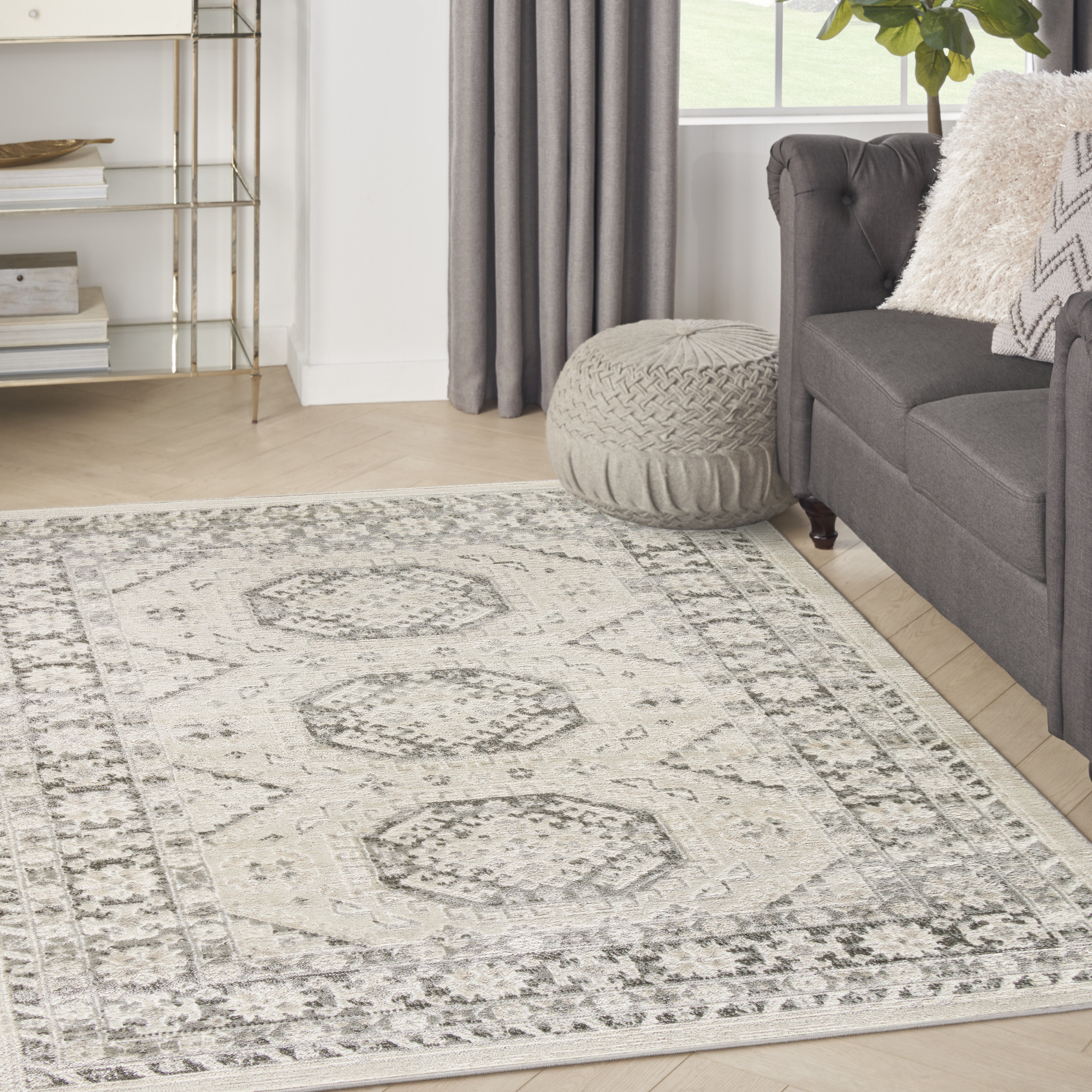 Nourison Serenity Home 3'11" x 5'11" Ivory Grey Vintage Indoor Rug