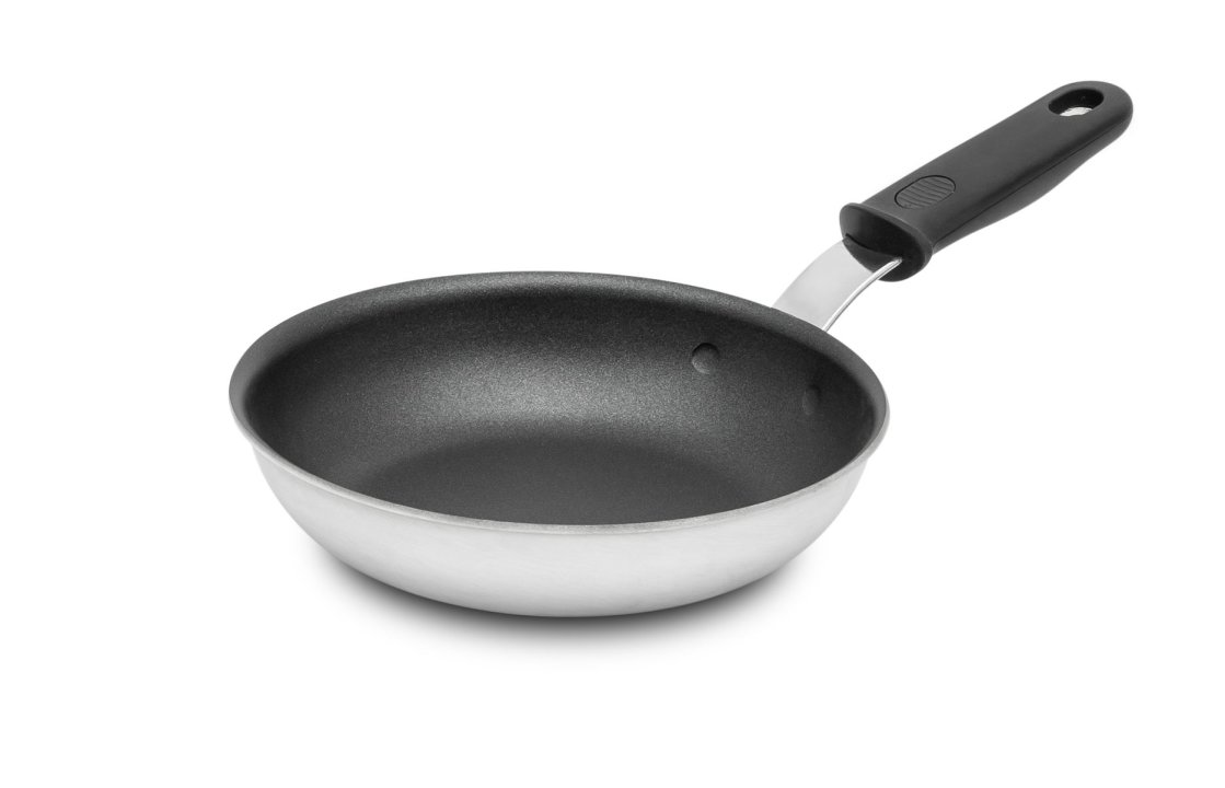 7-inch Wear-Ever® rivetless fry pan with PowerCoat2™ nonstick coating and silicone handle