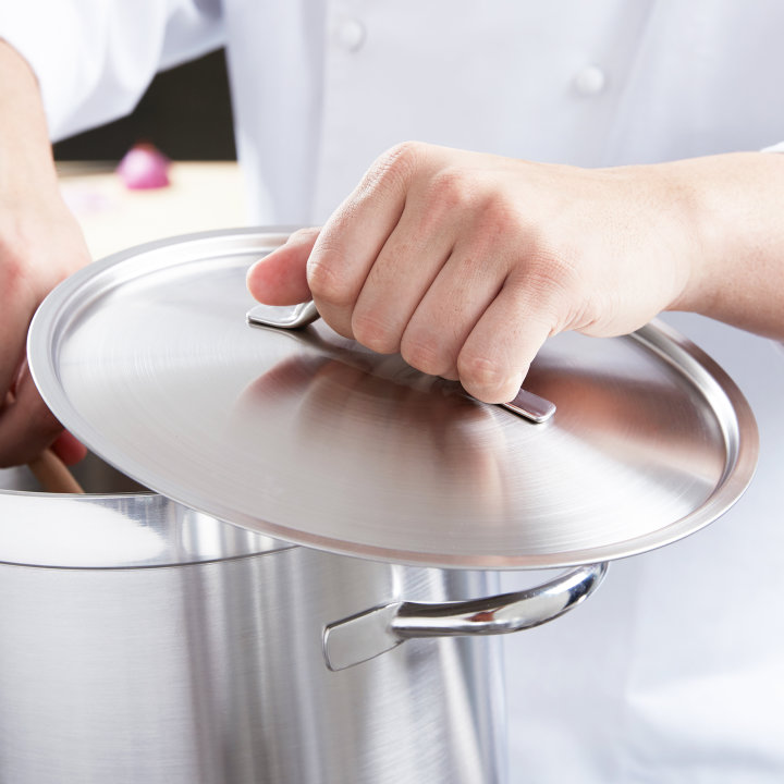 9 ½-inch Centurion® self-basting domed cover