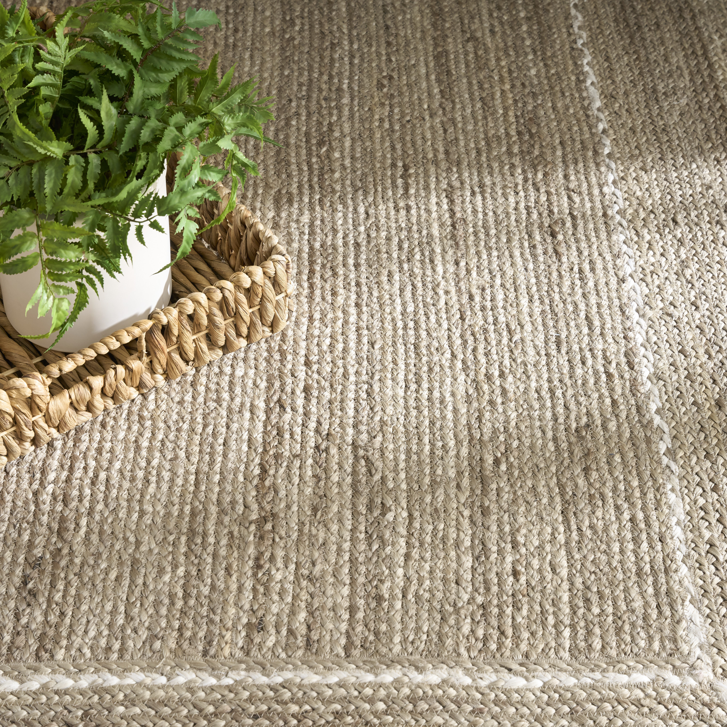 Nourison Terrazzo Jute 4' x 6' Natural Grey Farmhouse Indoor Rug