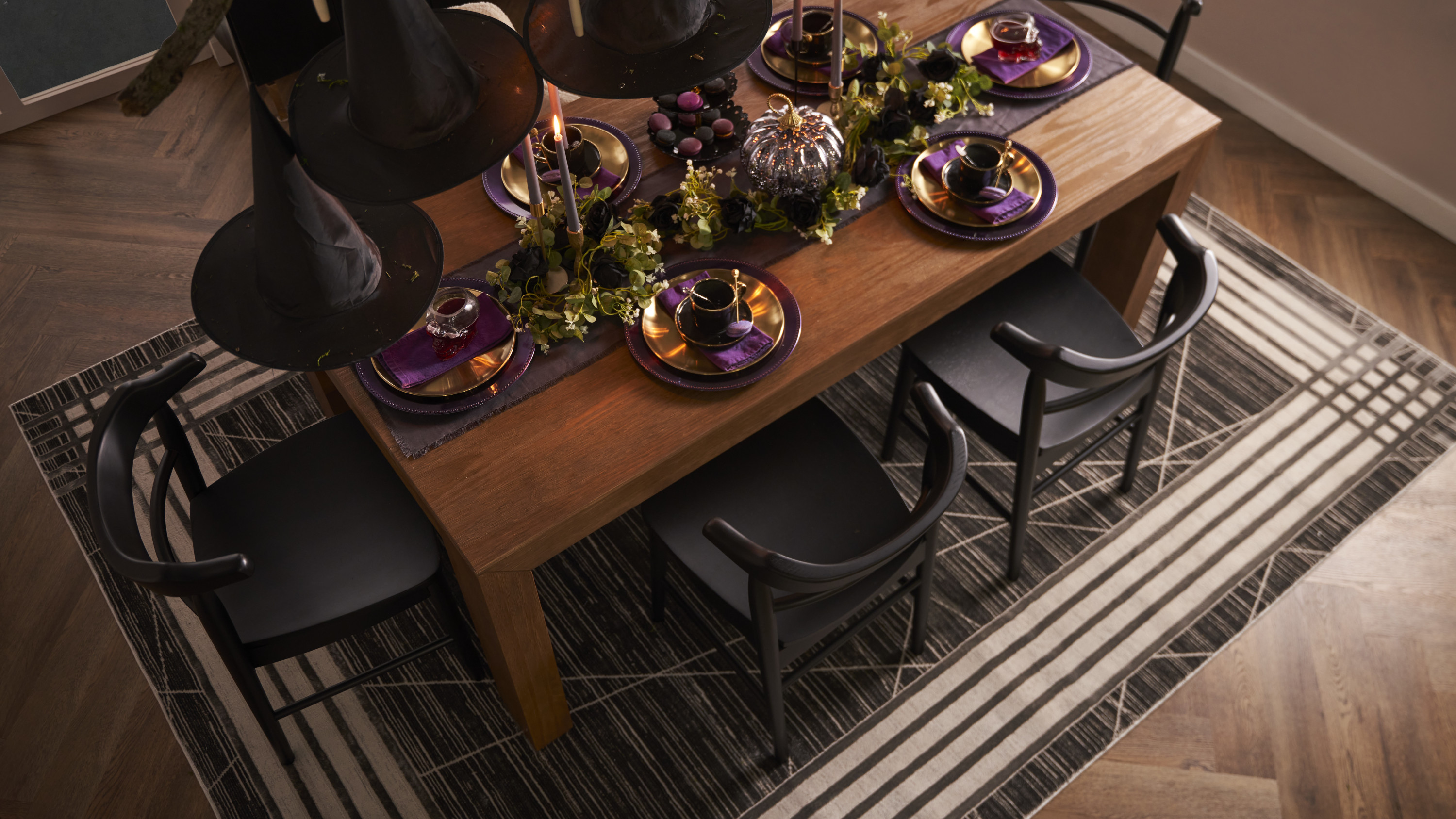 Nourison Desire 6' x 9' Charcoal Silver Modern Indoor Rug