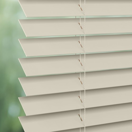 Java 8323 Wood Venetians