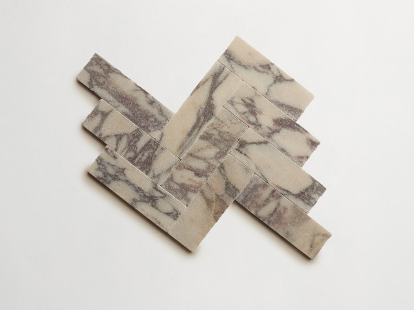 lapidary: girata | baguette | calacatta viola | tumbled 