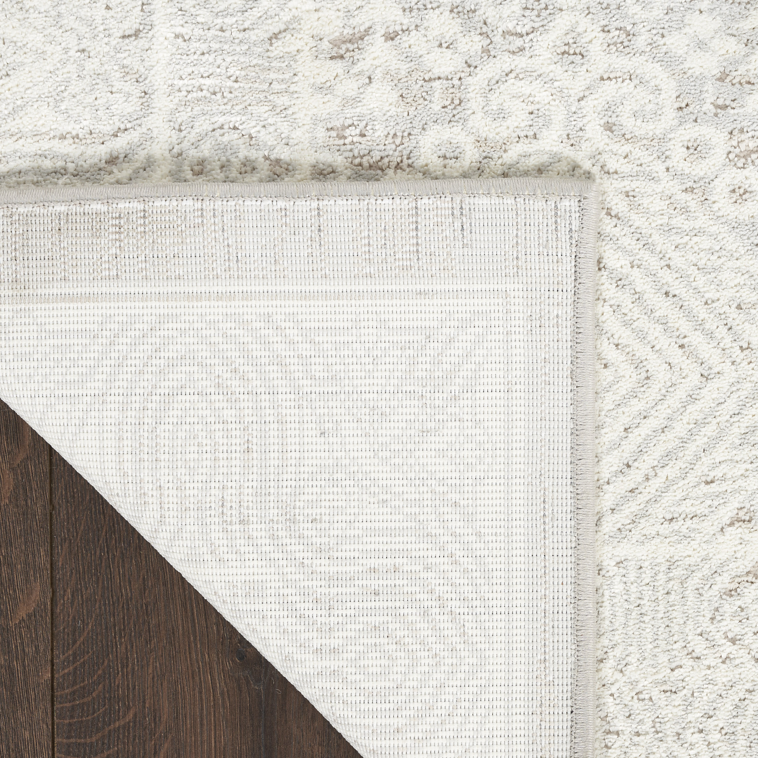 Nourison Eco Cycle 3'11" x 5'11" Silver Ivory Vintage Indoor Rug