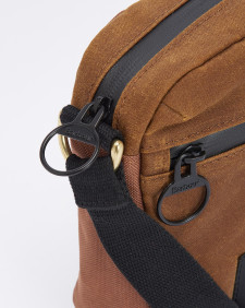 Field Waxed Crossbody Bag Tan-Black