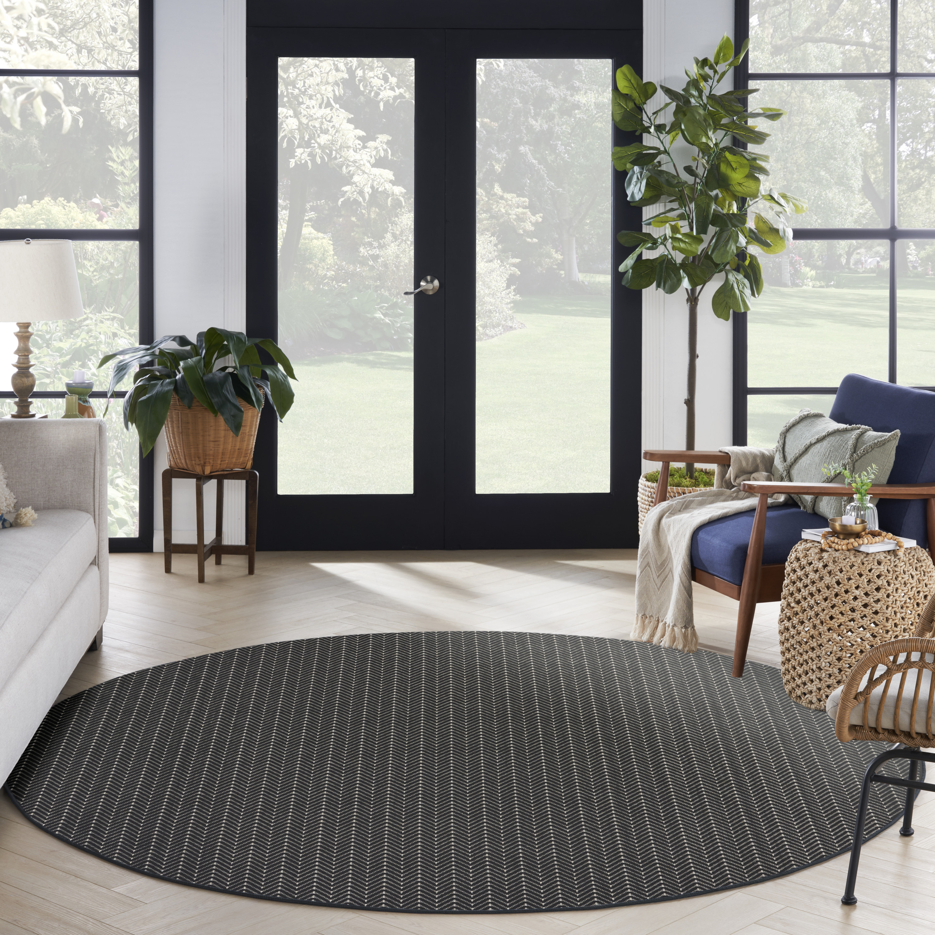 Nourison Horizon Indoor/Outdoor 8' x Round Black Modern Rug