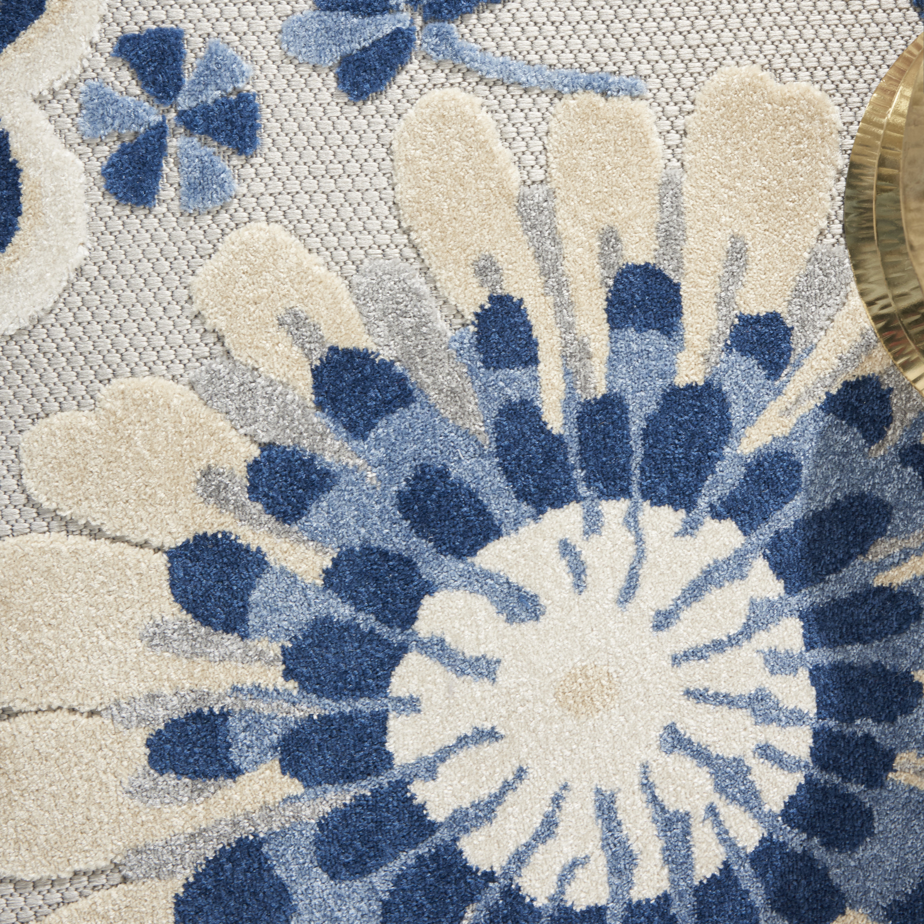 Nourison Aloha 5'3" x Round Blue Grey Contemporary Rug