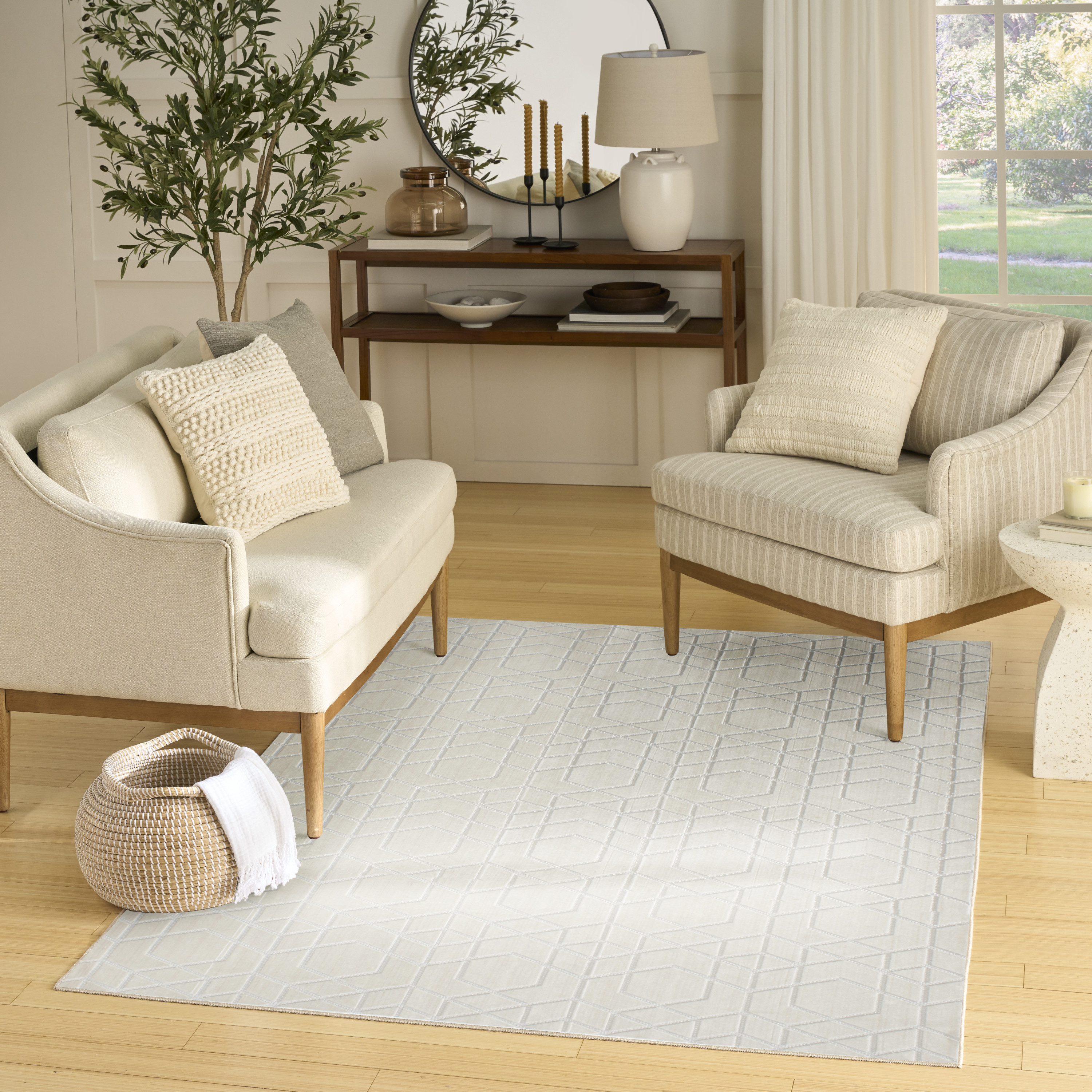 Nourison Washable Charm 5' x 7' Ivory Modern Indoor Rug