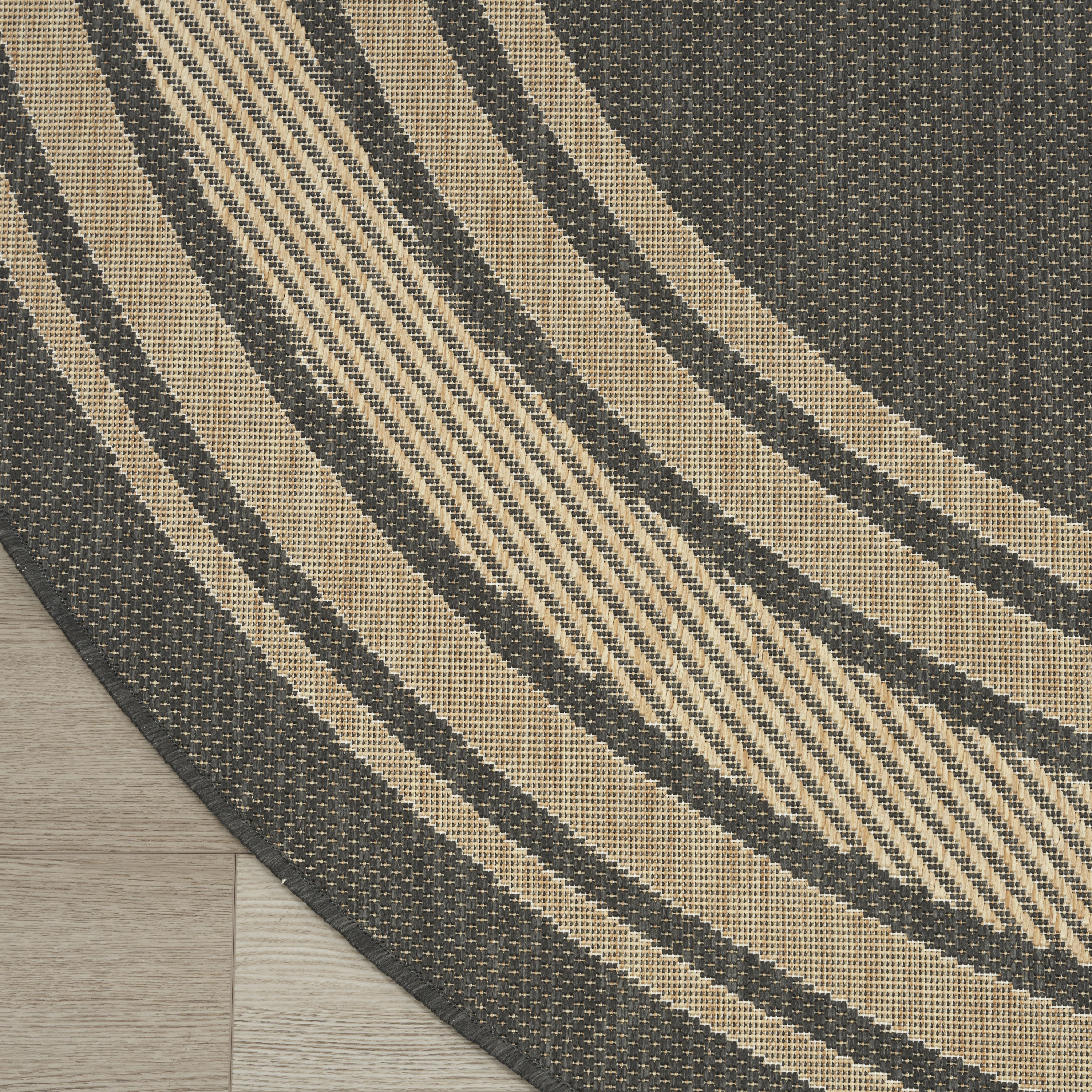 Nourison Horizon Indoor/Outdoor 8' x Round Charcoal Modern Rug