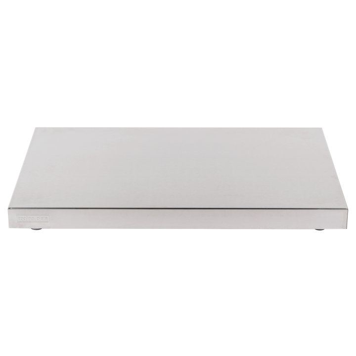 Full-size cubic display cooling plate