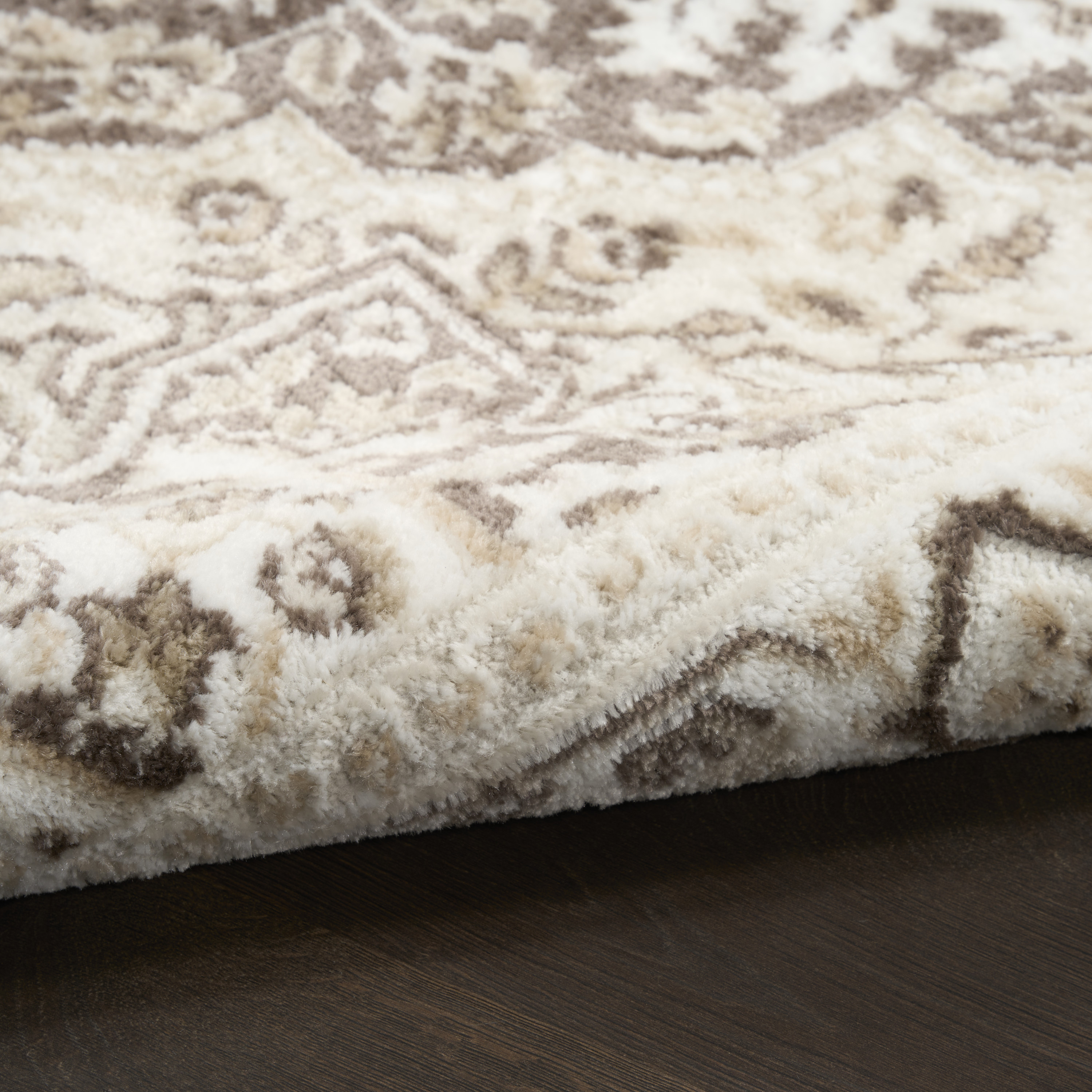 Nourison Dekor 2' x 4' Brown Ivory Vintage Indoor Rug