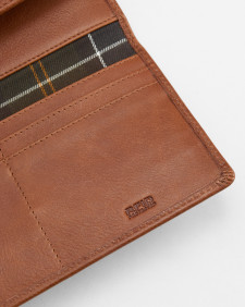 Isla Leather Travel Purse Classic Brown