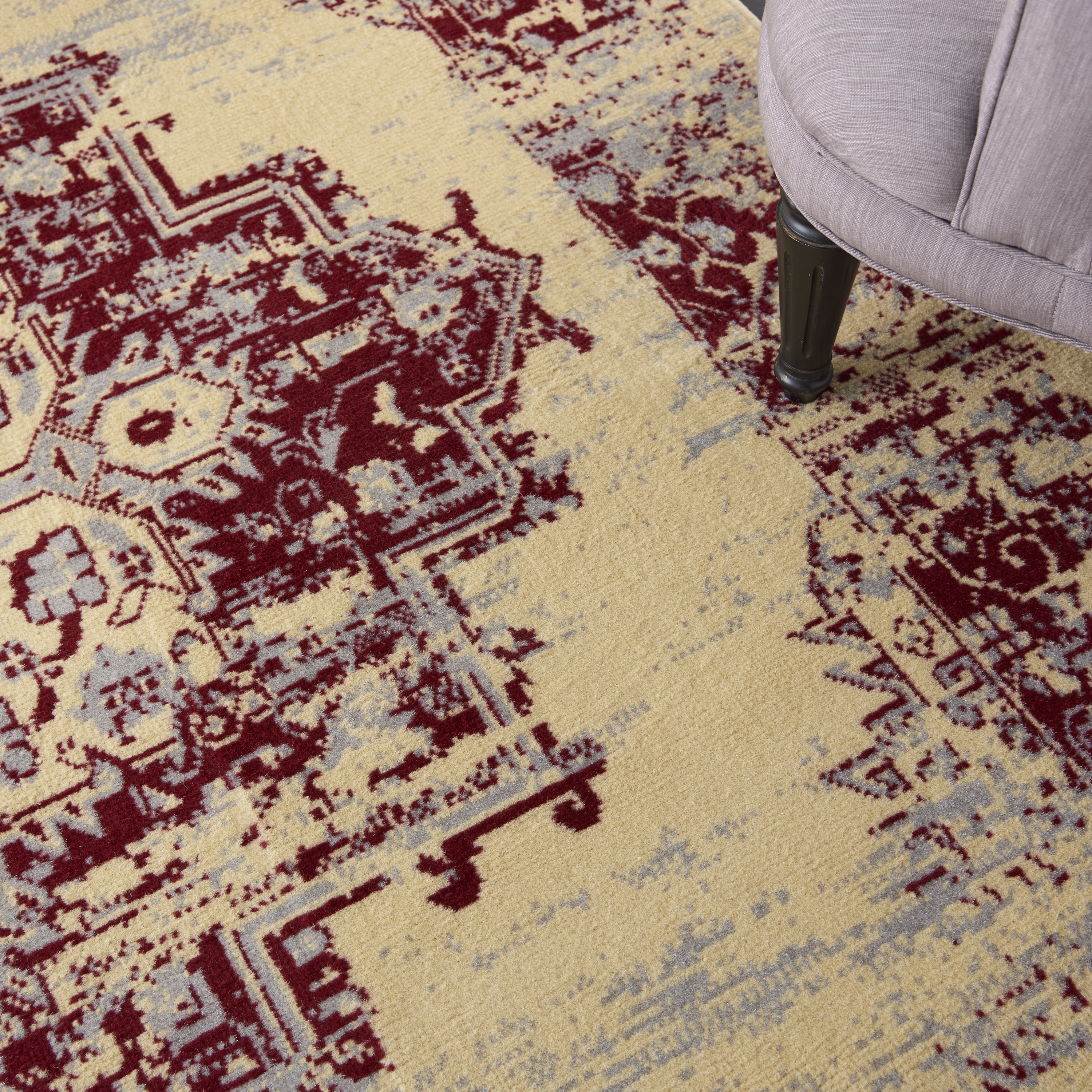 Nourison Grafix 3'9" x 5'9" Cream Red Vintage Indoor Rug