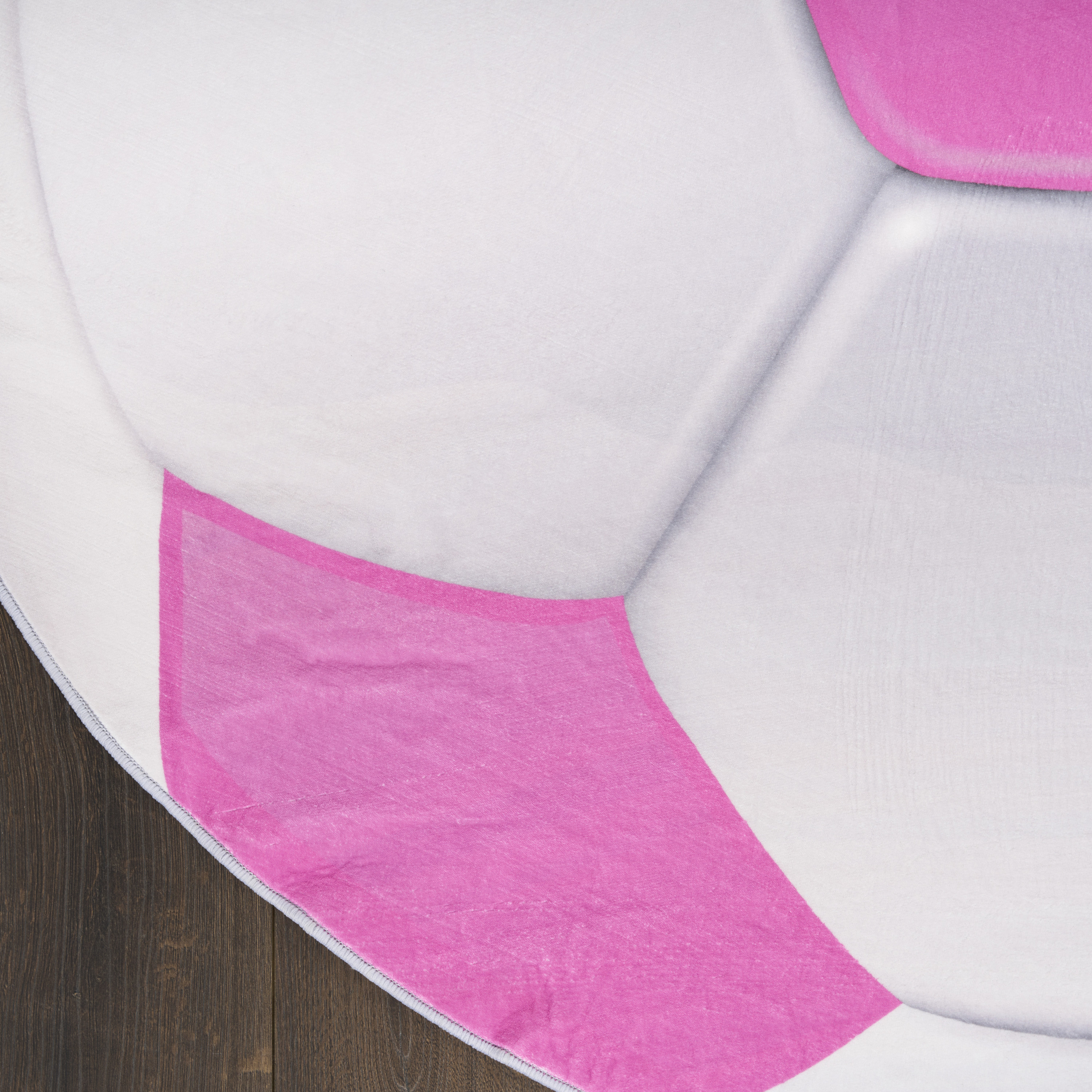 Nourison Imagination 5' x Round Pink Kids Indoor Rug