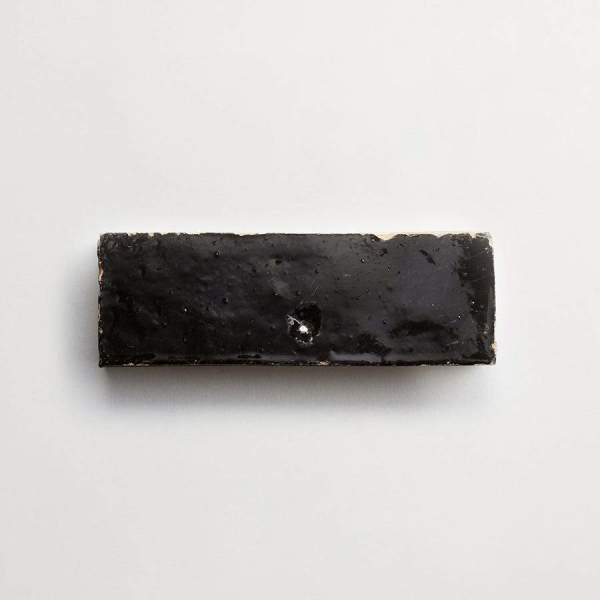 clé zellige | baguette | gloss | scribes' ink | sample 