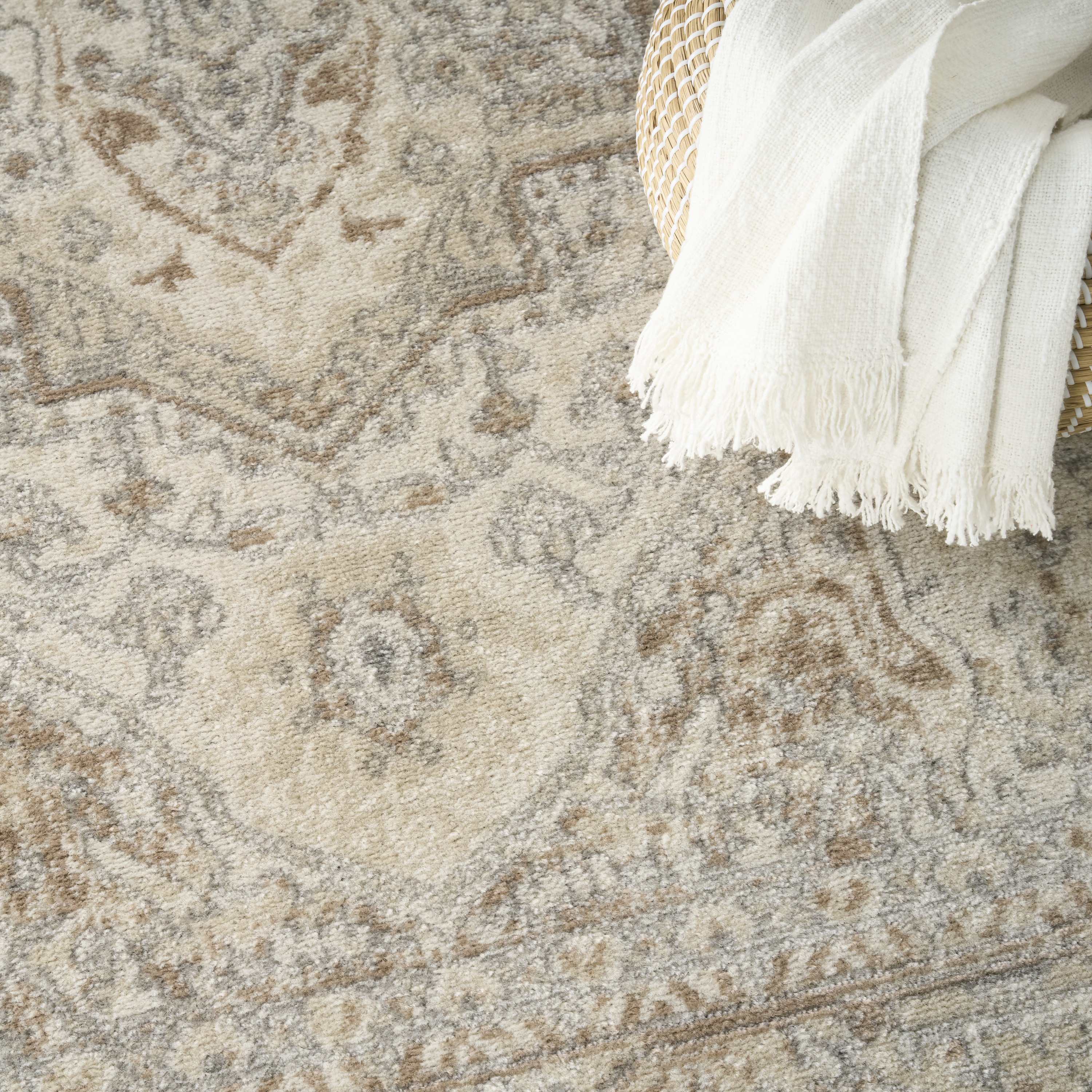 Nourison Quarry 6' x 9' Beige Vintage Indoor Rug