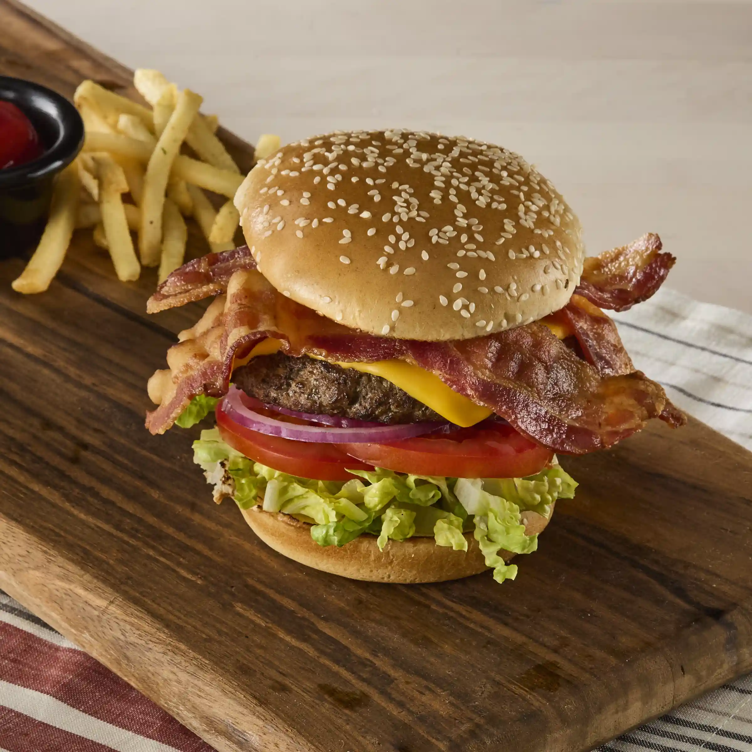 Jimmy Dean® Hickory Smoked Fully Cooked Bacon Extra Thick Sliced https://images.salsify.com/image/upload/s--nGqeb2rZ--/q_25/eac198af726f4e772d58104c5f3e4db7a8815cd1.webp
