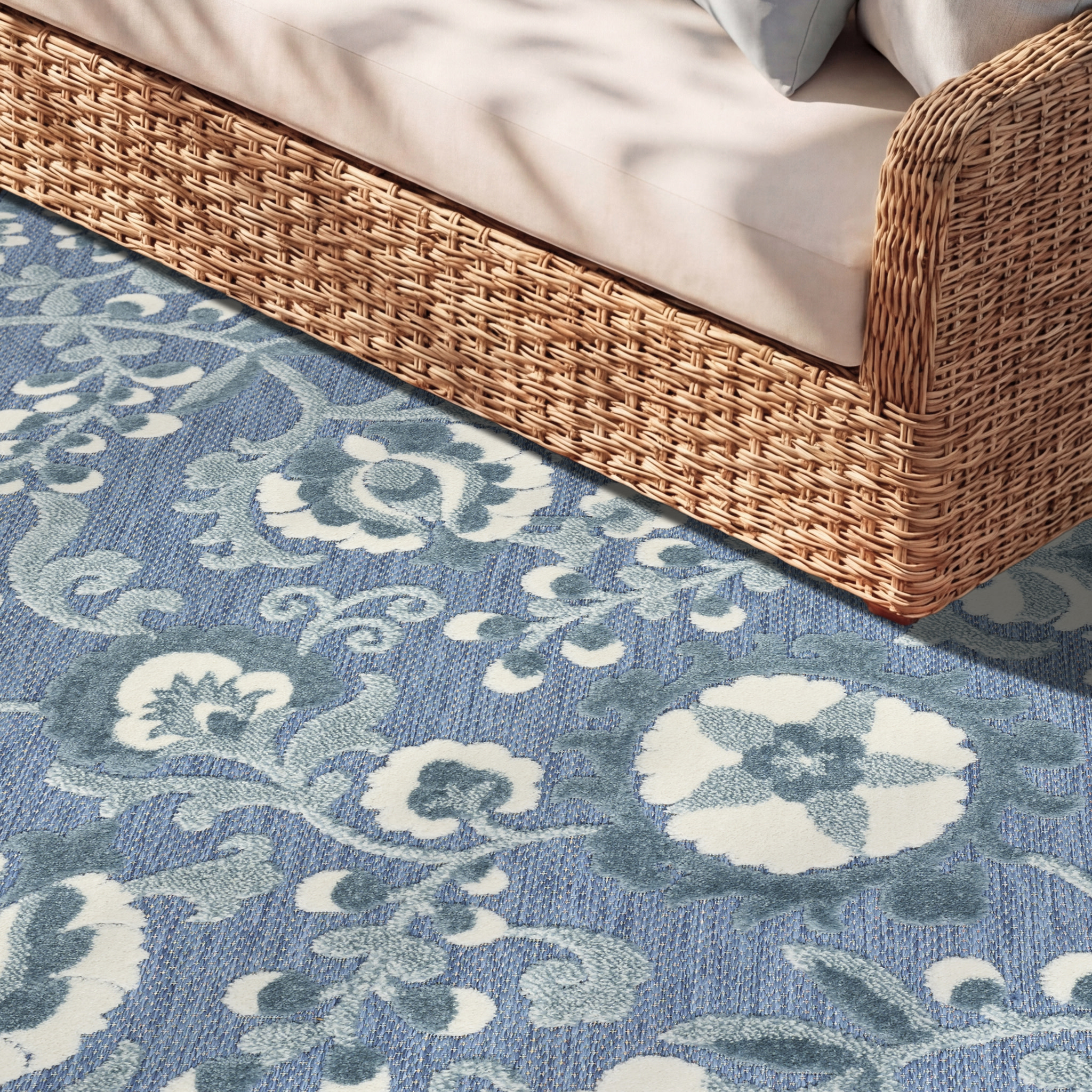 Nourison Aloha 7'10" x 10'6" Blue Farmhouse Rug
