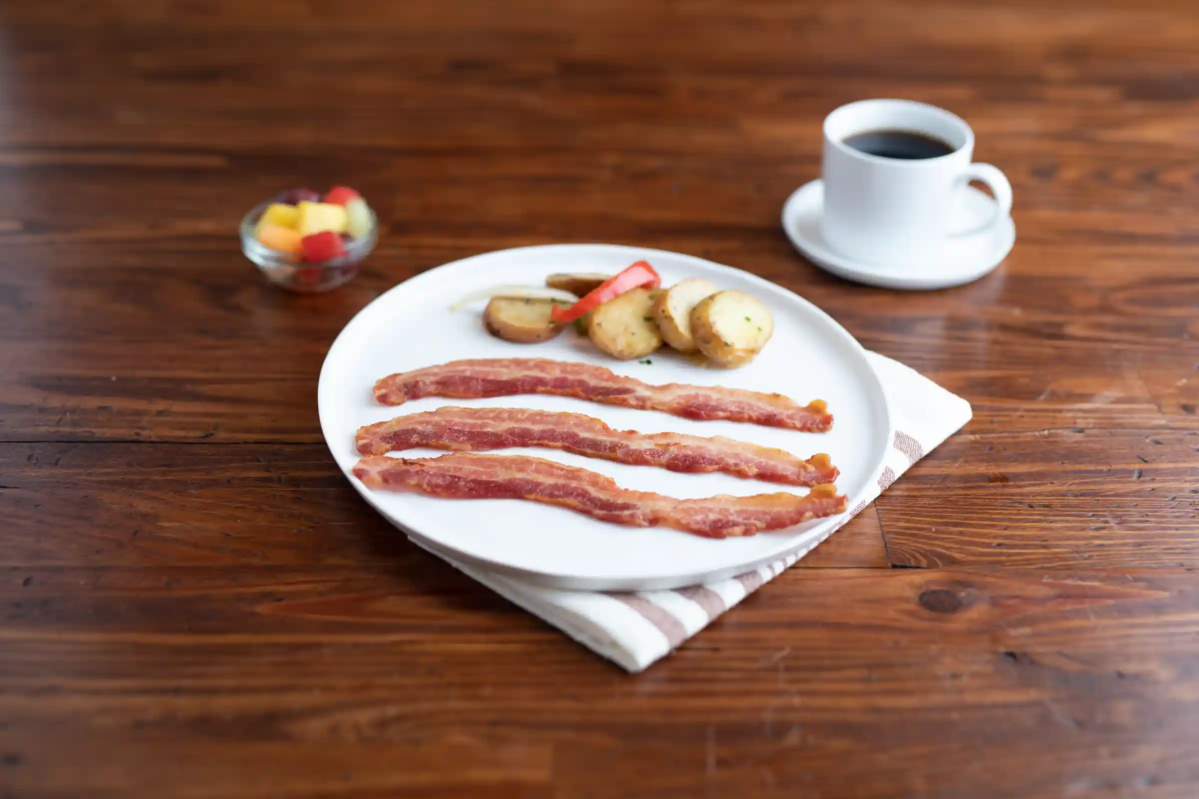 Wright® Brand Naturally Applewood Smoked Regular Sliced Bacon, Flat-Pack®, 15 Lbs, 14-18 Slices per Pound, Frozen_image_11