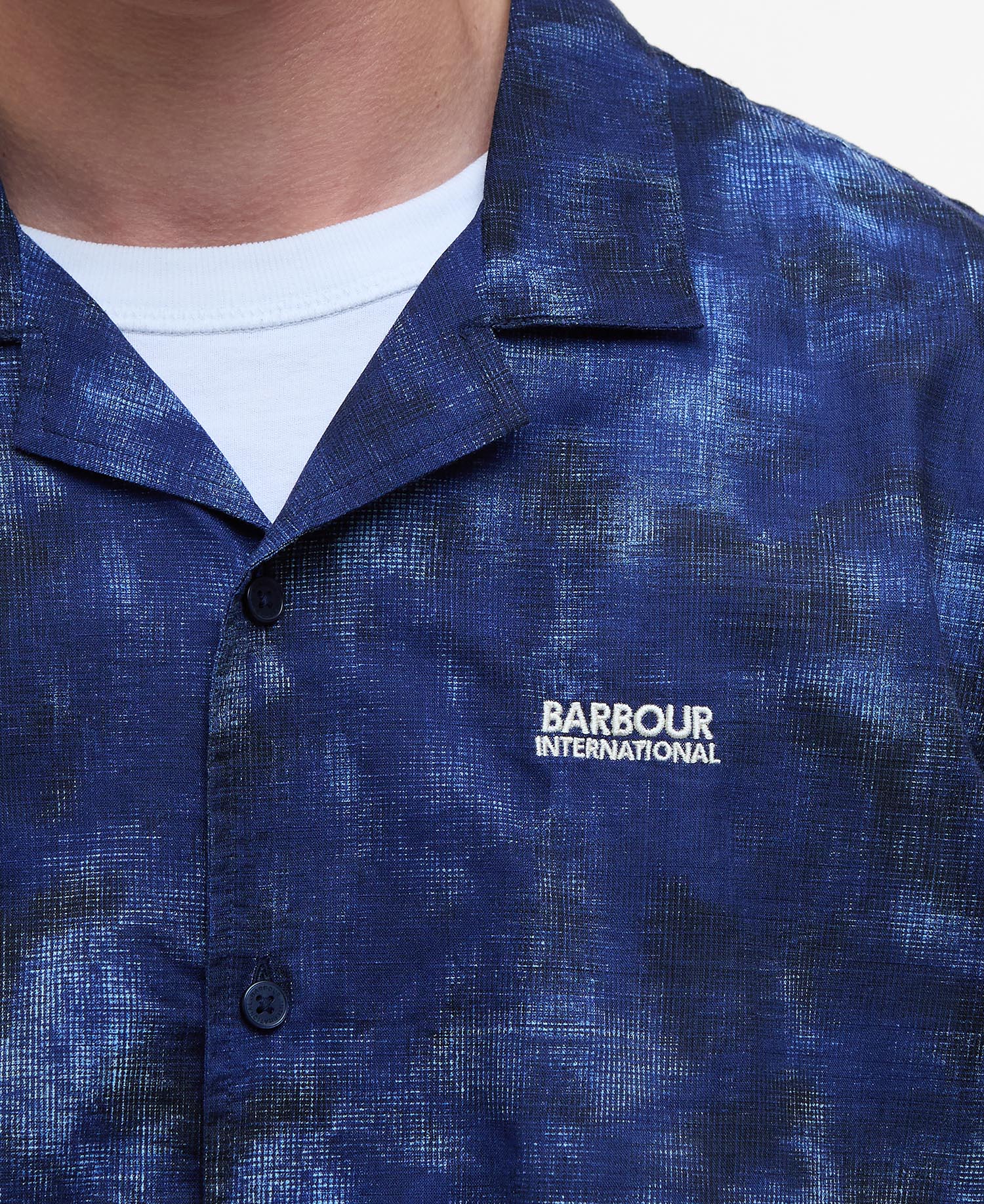 Camo Ikat Short-Sleeved Shirt image number 4