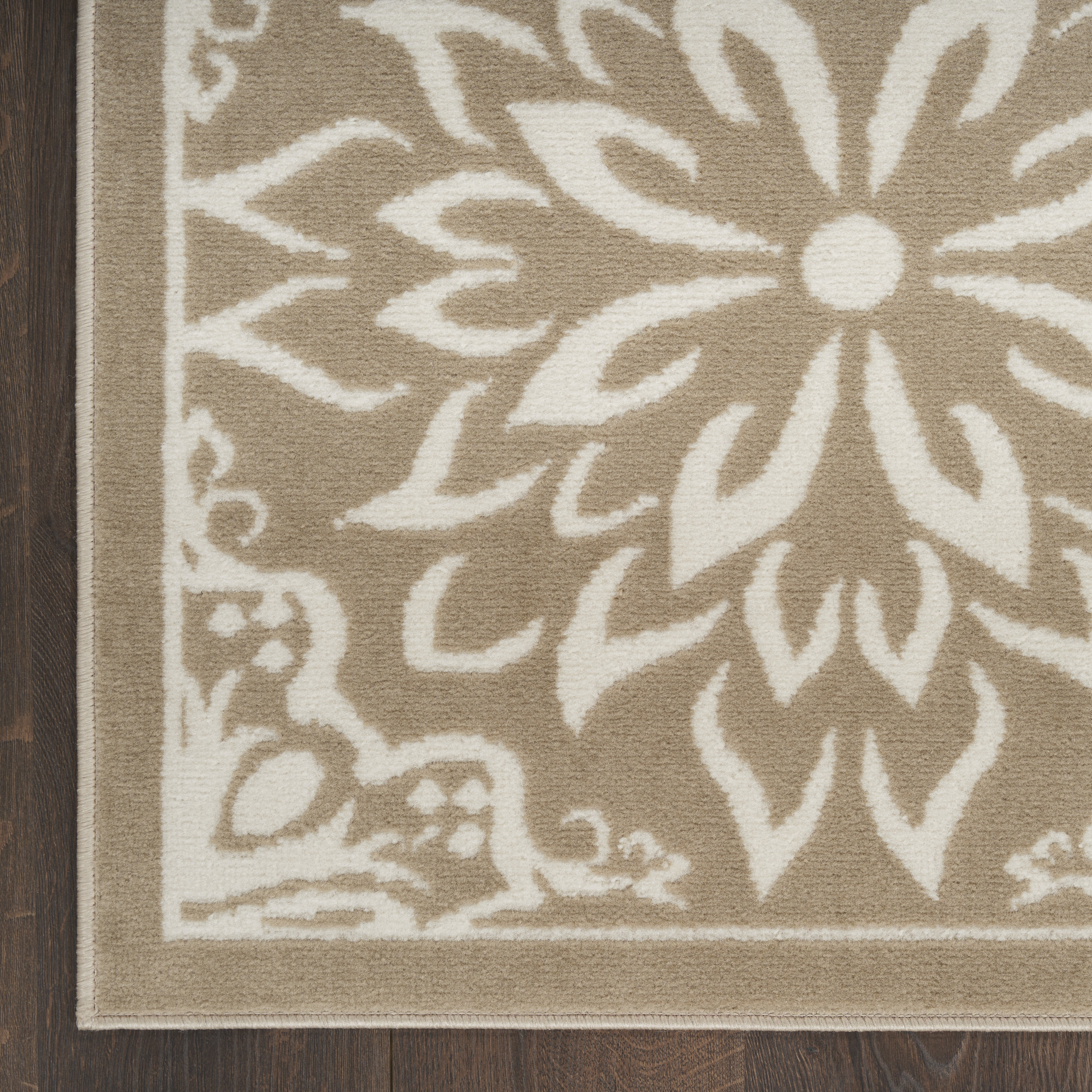 Nourison Jubilant 5'3" x 7'3" Taupe Farmhouse Indoor Rug