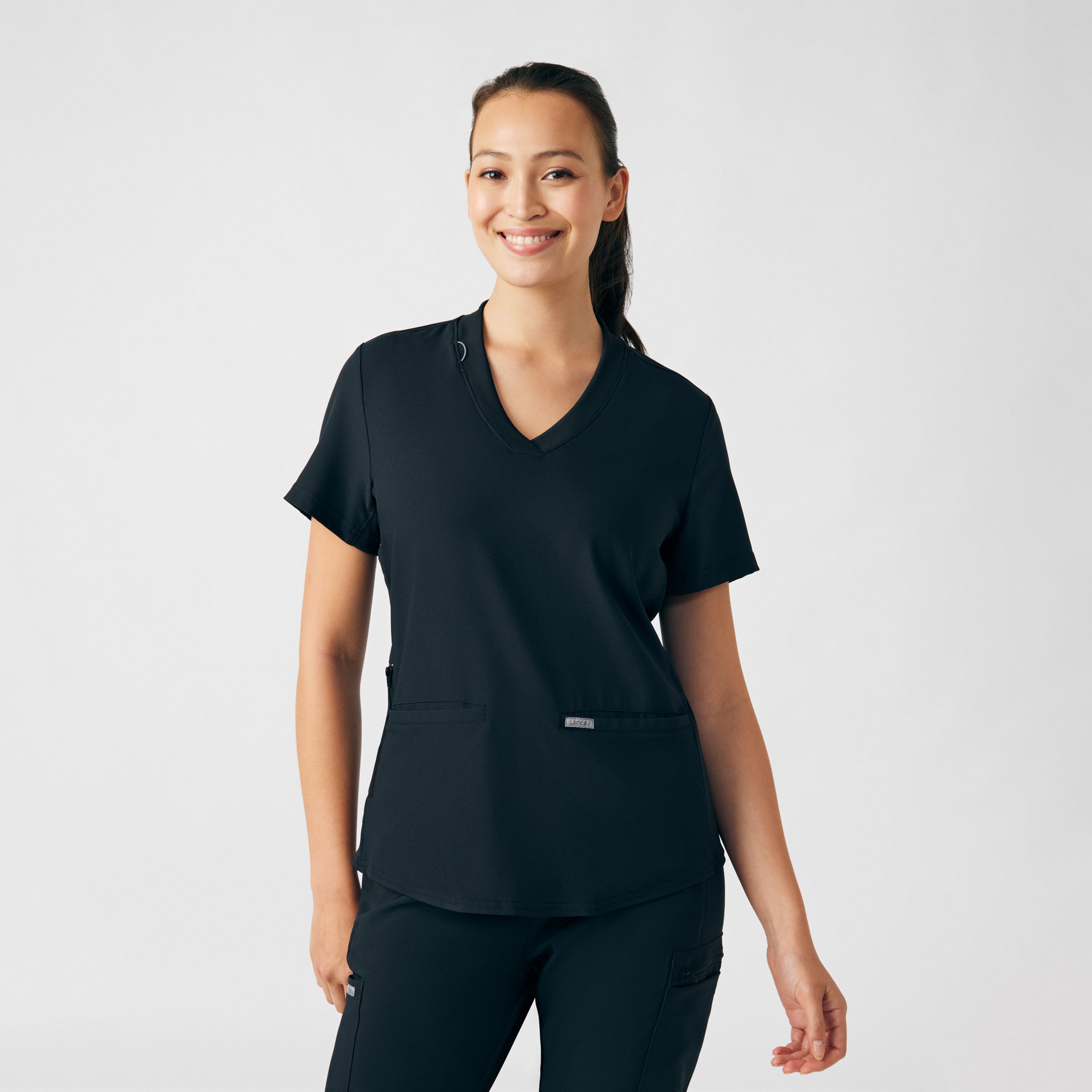 Landau Forward Women&#8216;s 3-Pocket V-Neck Scrub Top-Landau