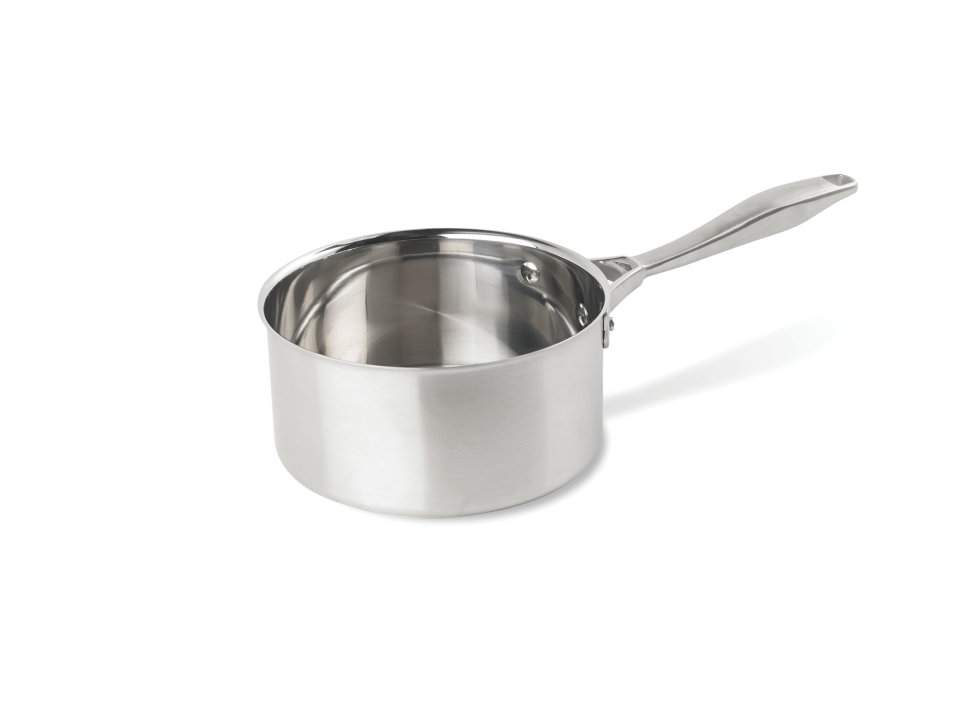 3 ¼-quart Intrigue® stainless steel saucepan in mirror finish